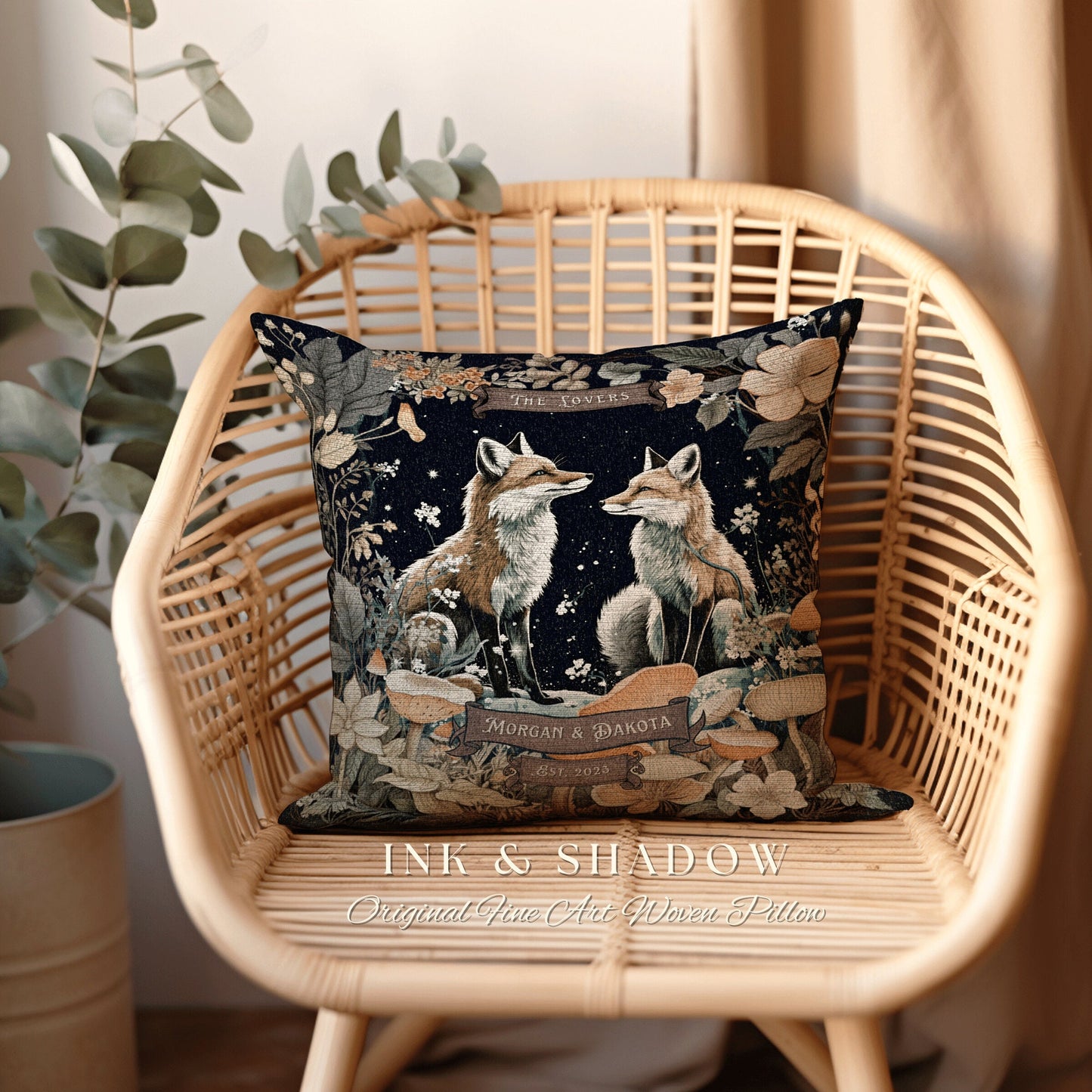 Fox Pillow 'The Lovers' Personalized | Woodland Decor Custom Dating Anniversary Meaningful Gift Housewarming Pillow Cottagecore Fox Couple |