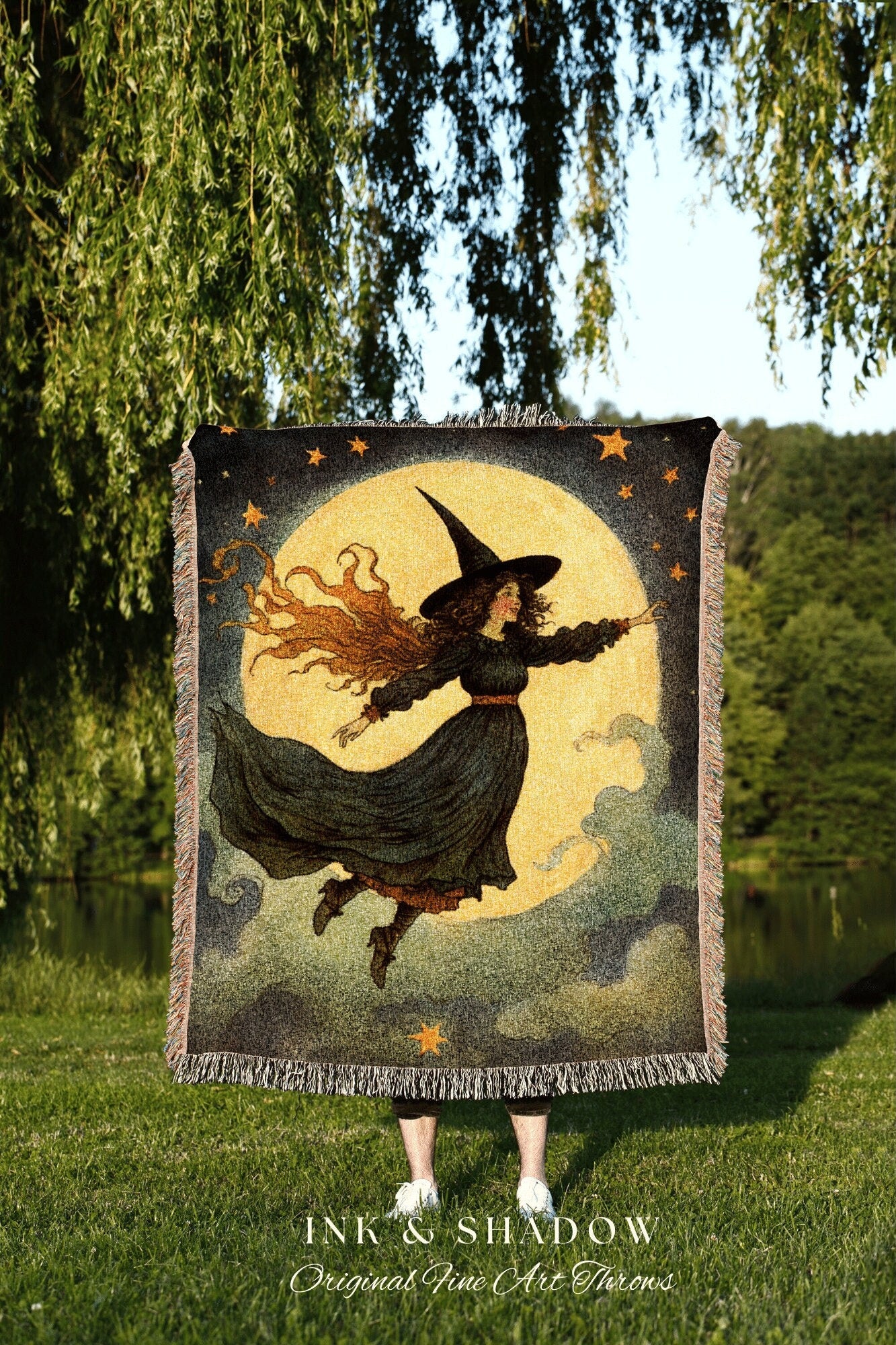 Vintage Witch Tapestry Woven Blanket Halloween Retro Aesthetic | Witchy Bedroom Decor Goth Aesthetic Halloween Cute | Antique Halloween Art