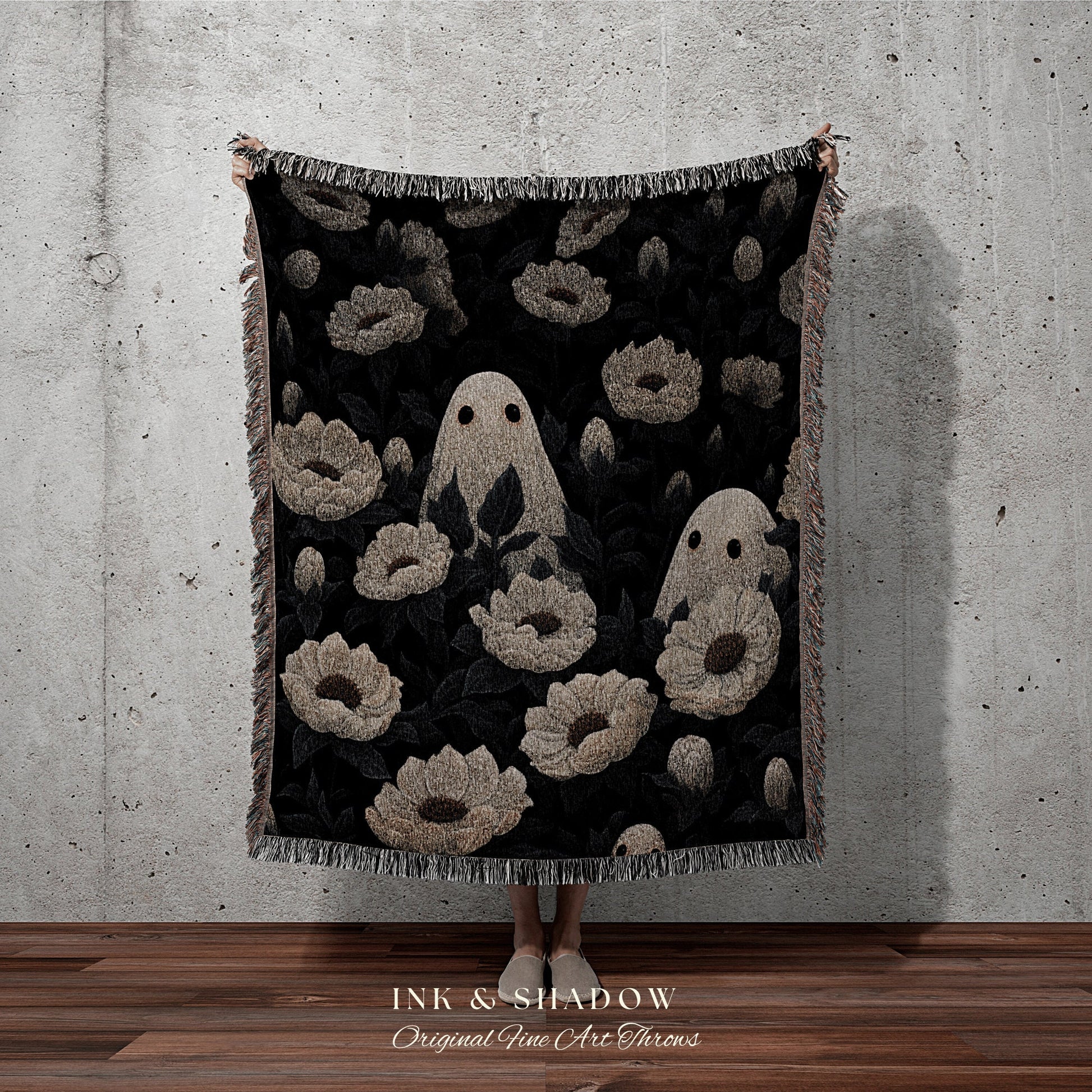 Spooky Cute Ghost Tapestry | Gothic Room Decor Vintage Ghost Funny Tapestry Spooky Halloween Vintage Ghost Art Woven Tapestry Whimsigoth Art