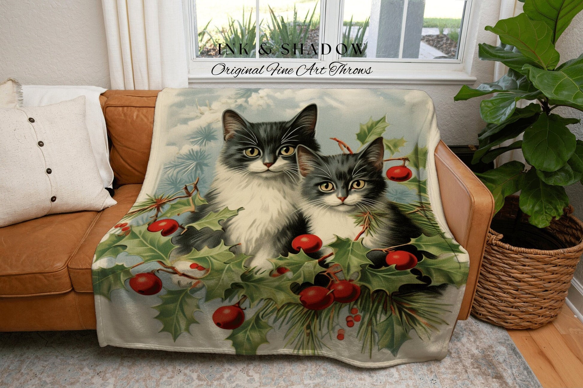 Cozy Christmas Kitten Tapestry | Woven Fringe Blanket Cat lover Gift Funny Tapestry Cat Family Christmas Portrait Cat Blanket Cute Cat Art |