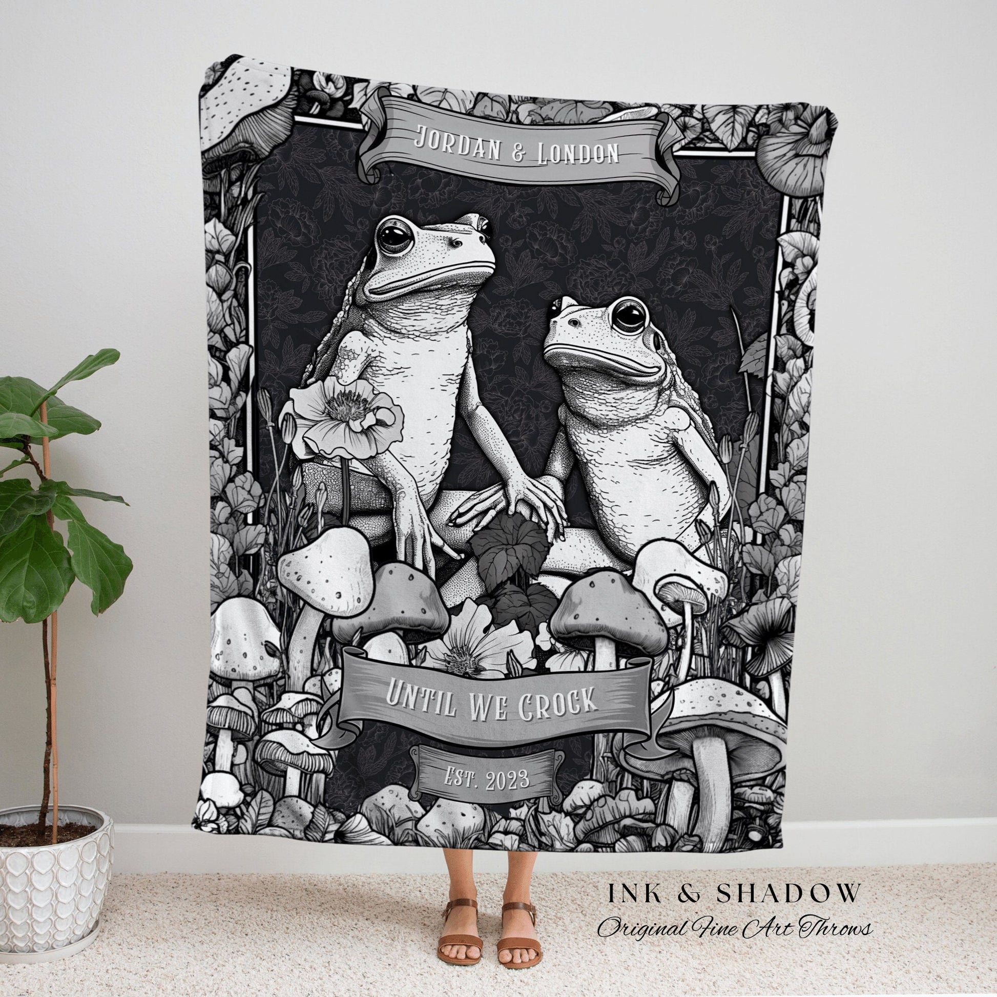 Frog & Toad Personalized Blanket | Anniversary Gift Tapestry Woven Throw Vintage Frog and Toad Goblincore Blanket Woodland Wedding Gift |