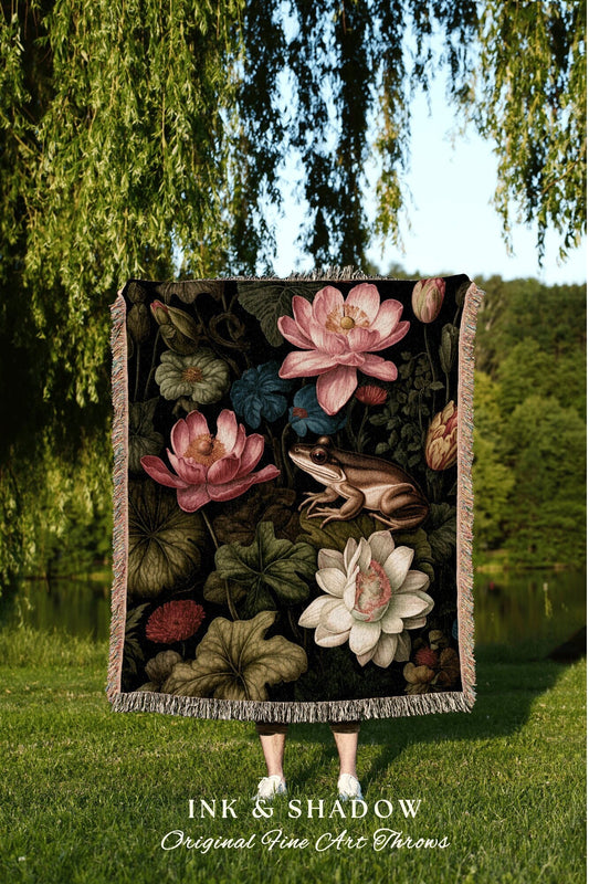 Floral Toad Blanket Goblincore Throw | Woodland Folk Blanket Woven Tapestry William Morris Style Woodland Goth Decor Dark Cottagecore Frog |