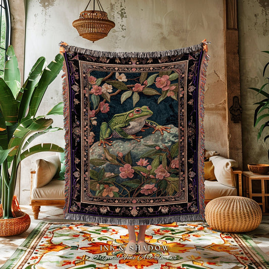 Victorian Aesthetic Tree Frog Tapestry | Ethereal Bedroom Morris Inspired Forest Aesthetic Fairy Grunge Goblincore Blanket Woodland Toad |