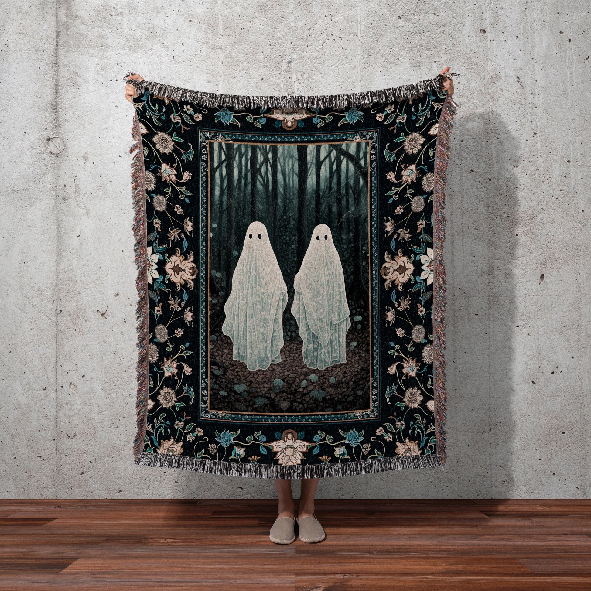 Haunted Ghost Couple Blanket Indie Room Decor Vintage Halloween Tapestry Woven Blanket Ghost Friends Spooky Forest Ghost Dark Academia Throw