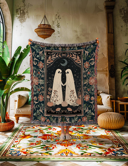 Ghost Friends Halloween Decor Blanket Woven Fall Aesthetic Vintage Ghost Art Woven Tapestry Halloween Decor Dark Academia Home Decor Spooky