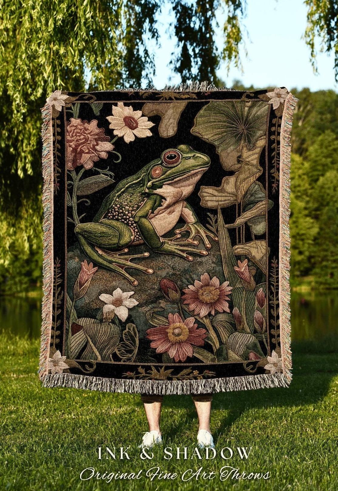 Fairycore Woven Frog Blanket | Ethereal Room Decor Morris Inspired Forest Aesthetic Fairy Grunge Goblincore Bedroom Tapestry Woodland Toad