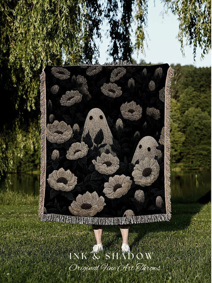 Spooky Cute Ghost Tapestry | Gothic Room Decor Vintage Ghost Funny Tapestry Spooky Halloween Vintage Ghost Art Woven Tapestry Whimsigoth Art