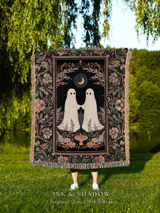 Haunting Ghost Friends Tapestry Blanket Indie Room Decor Vintage Halloween Tapestry Woven Blanket | Haunted Forest Ghost Dark Academia Decor