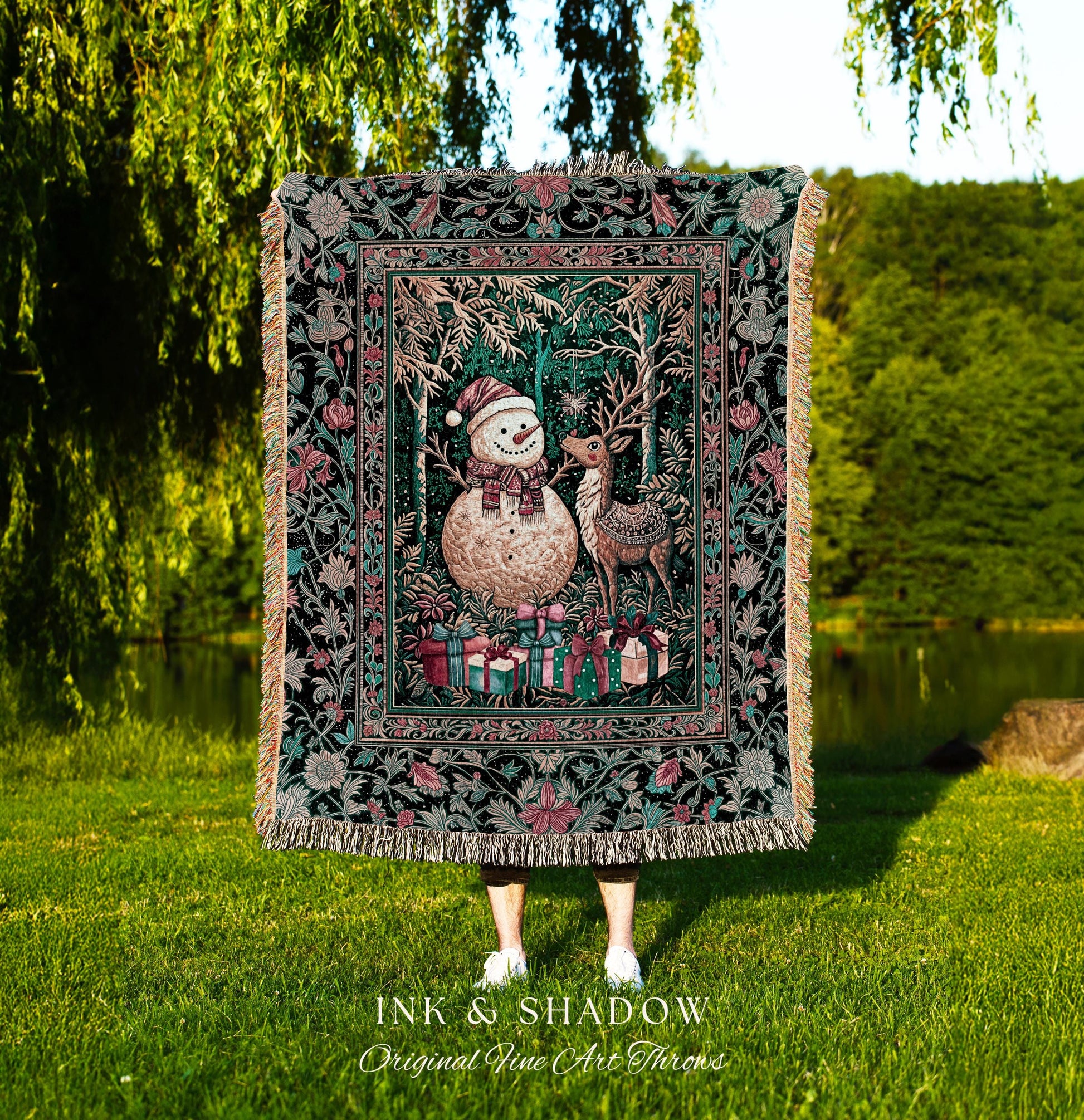 Retro Holiday Cozy Coverlet Woven | Nostalgic Wall Tapestry Reindeer Cute Decor Festive Throw Snowman Throw Xmas Style Winter Wonderland |