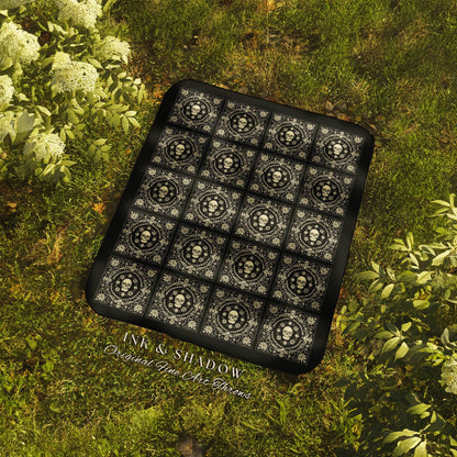 Floral Skull Throw Victorian Gothic Woven Blanket Halloween Aesthetic Goth Blanket Cotton Woven Throw Fall Decor Dark Cottagecore Tapestry