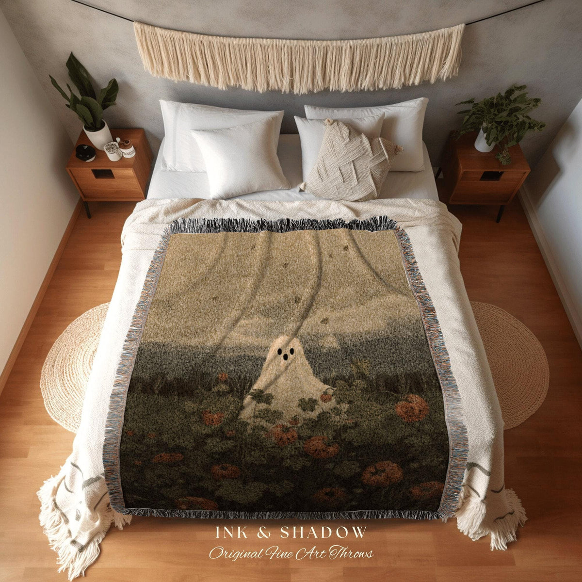 Cute Ghost Tapestry Vintage Blanket Ghost Spooky Tapestry | Halloween Vintage Ghost Art Woven Tapestry Halloween Decor Dark Academia Art |